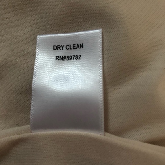 Adrianna Papell Dress Size 2P - Picture 7 of 7